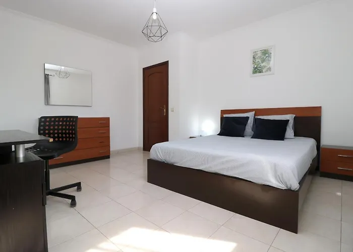 Charming Private Rooms In An Apartment A2 Penha - Faro