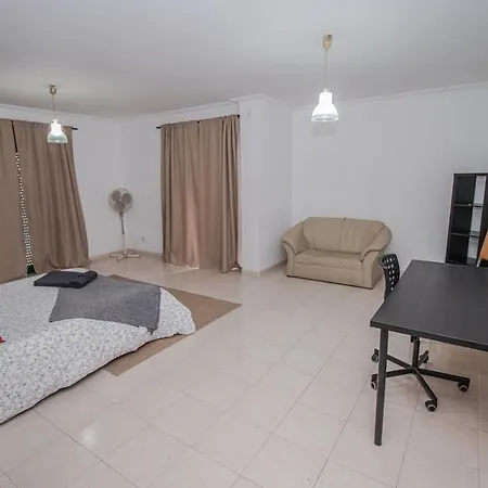 Charming Private Rooms In An Apartment A2 Penha - Faro Exterior foto