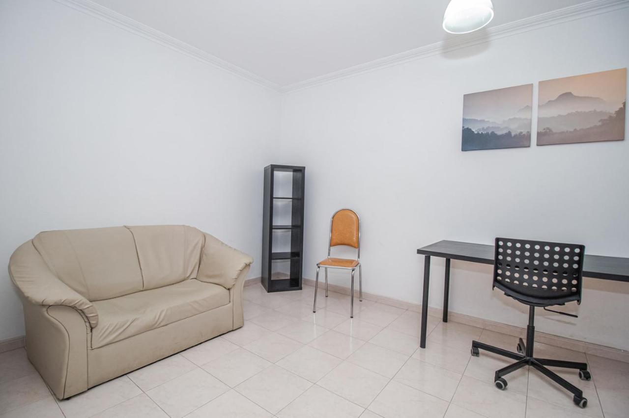 Charming Private In An A2 Penha - Privatunterkunft *