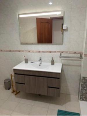 Privatunterkunft Charming Private In An A2 Penha -